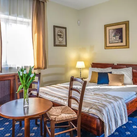 Szarvaskut Vendeghazak Zirc