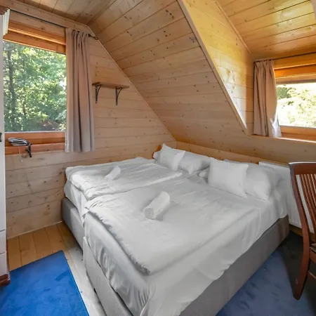 Szarvaskut Vendeghazak Bed and Breakfast