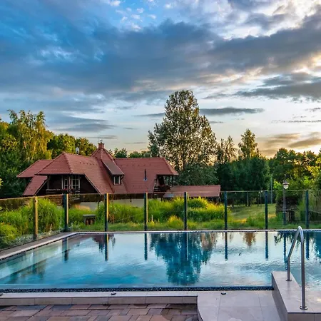 Szarvaskut Vendeghazak Zirc